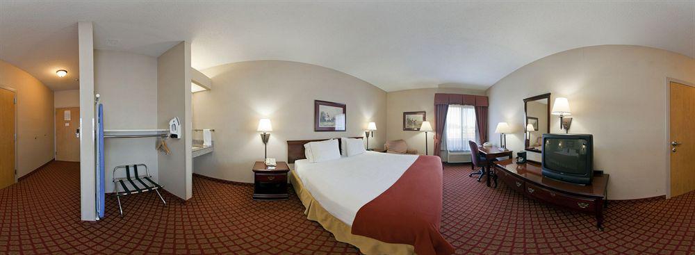 Holiday Inn Express Metropolis By Ihg Exteriör bild